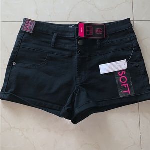 Black jeggin shorts